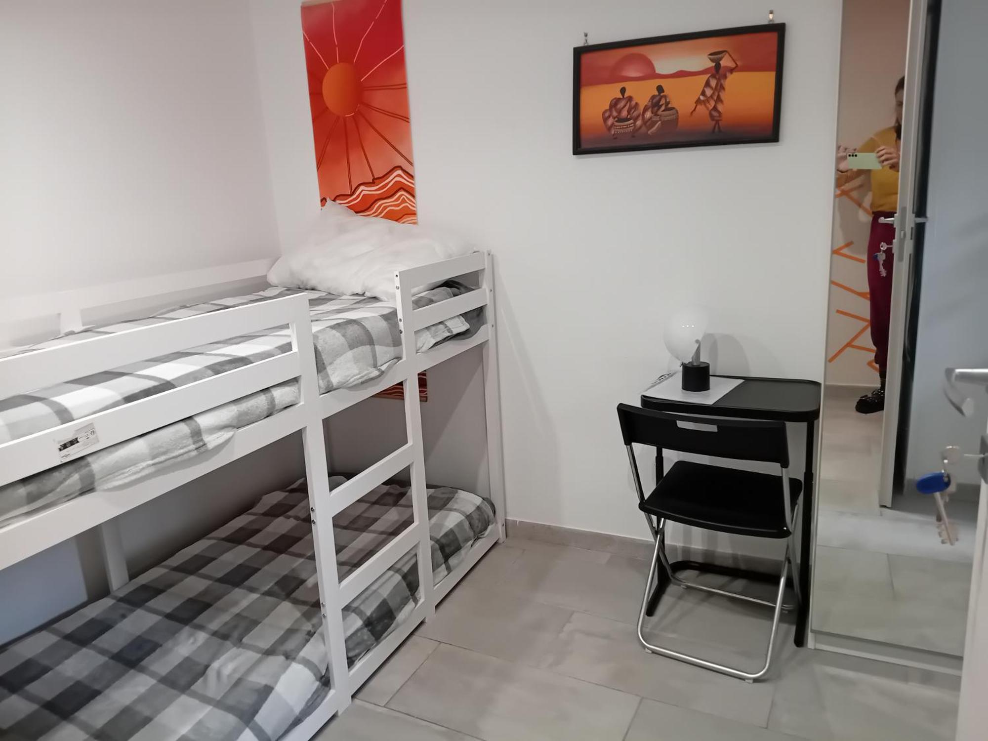 Room In Historical City Centre With Private Bathroom Катания Экстерьер фото